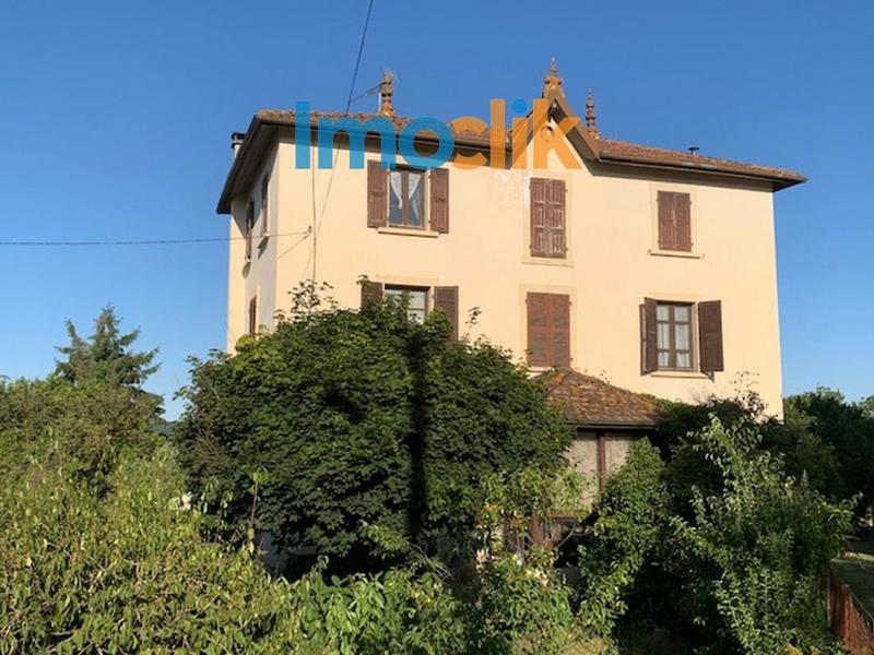 Demeure - 185 m² - 6 pièces