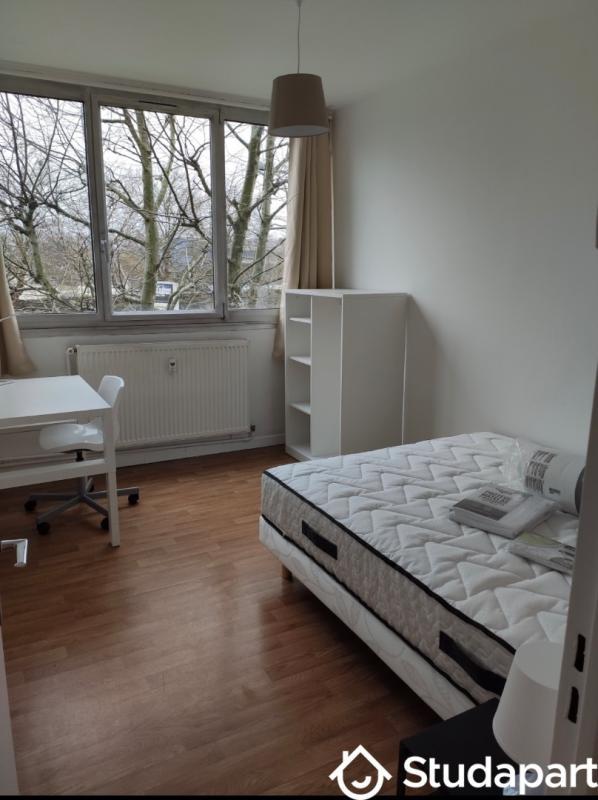 Chambre - 10 m² - 1 pièce