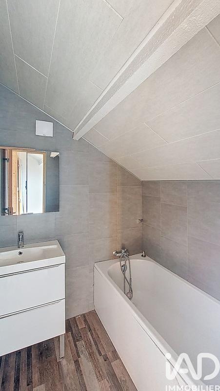 Maison - 170 m² - 8 pièces