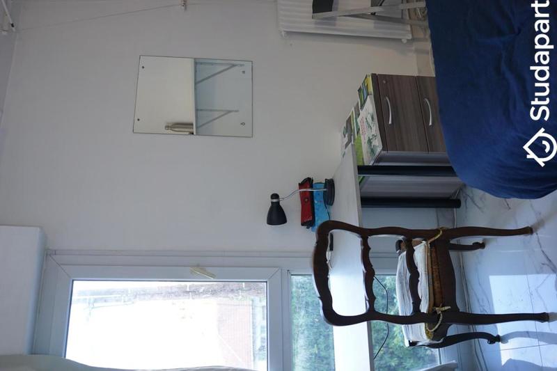 Chambre - 13 m² - 1 pièce