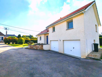 Maison - 89 m² - 5 pièces