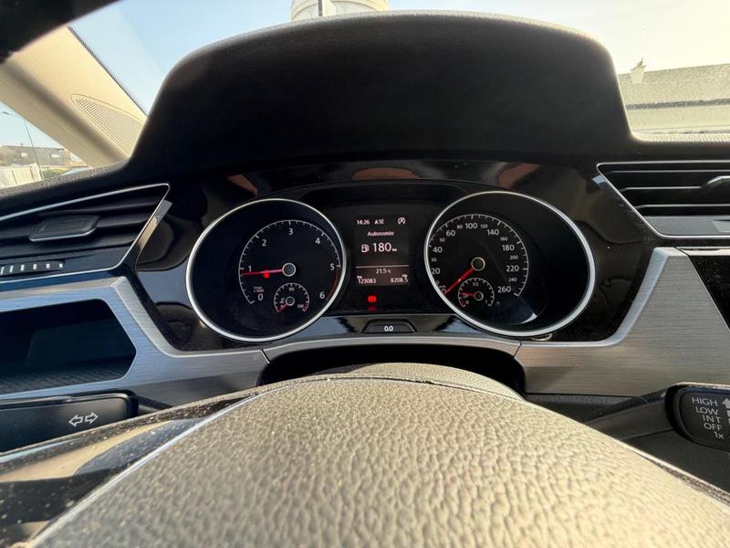 Volkswagen Touran 1.6 Tdi Confortline Bvm6 7 Places 115