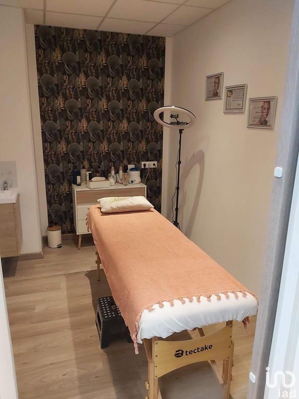 Local commercial - 120 m² - 2 pièces