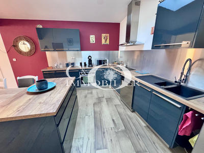 Maison - 161 m² - 5 pièces