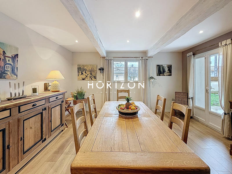 Maison ancienne - 170 m² - 7 pièces