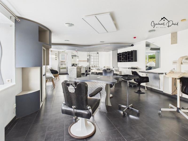 Local commercial - 52 m² - 2 pièces