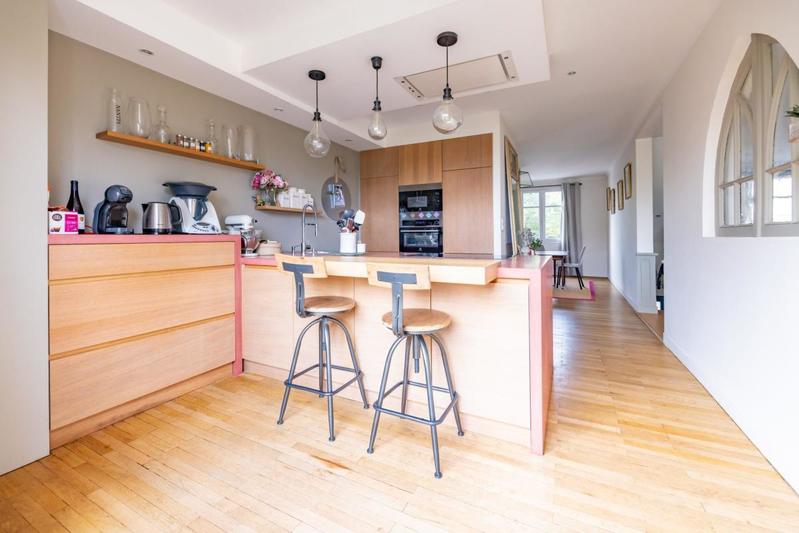 Maison - 170 m² - 6 pièces