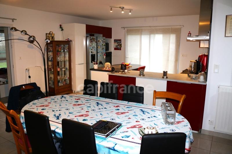 Maison - 86 m² - 5 pièces