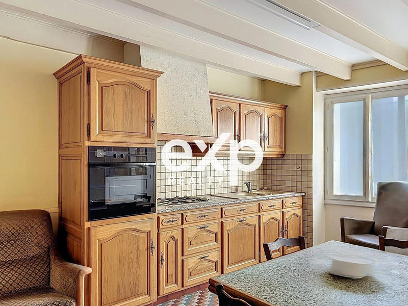 Maison - 85 m² - 5 pièces