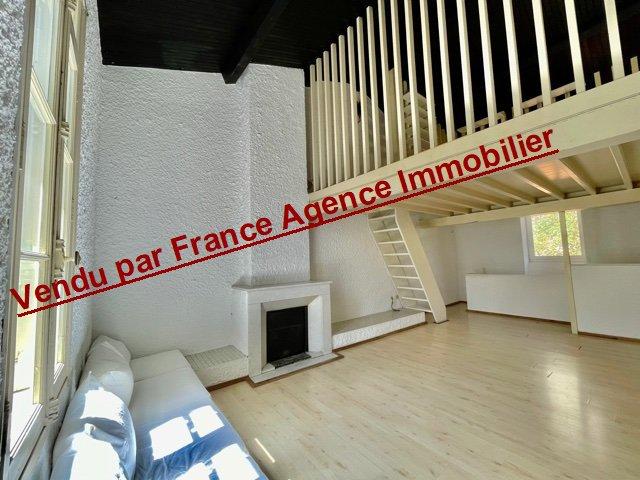 Maison de ville - 190 m² - 6 pièces