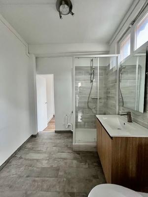 Appartement - 60 m² - 2 pièces