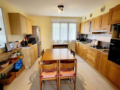 Maison - 150 m² - 6 pièces