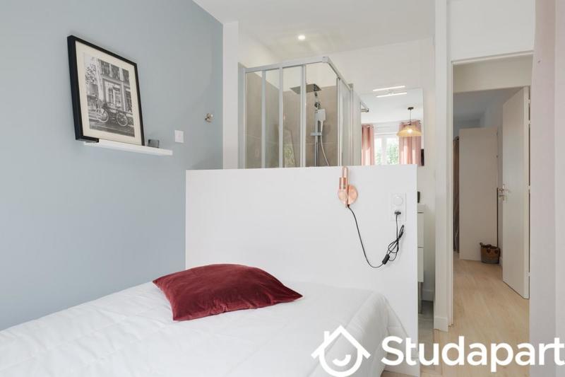 Chambre - 11 m² - 1 pièce