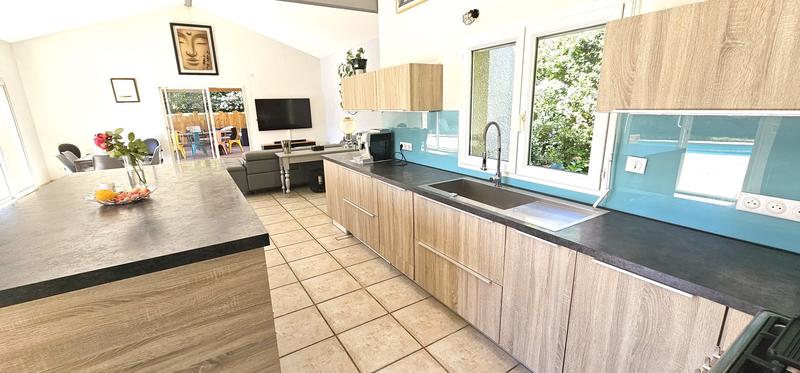 Villa - 137 m² - 5 pièces