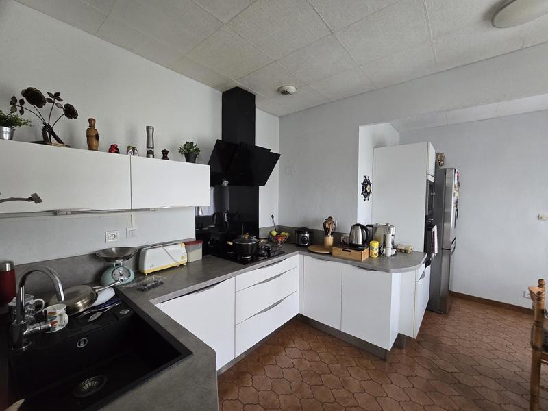 Maison - 97 m² - 5 pièces