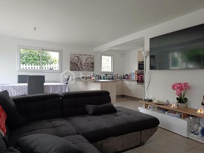 Maison - 91 m² - 4 pièces