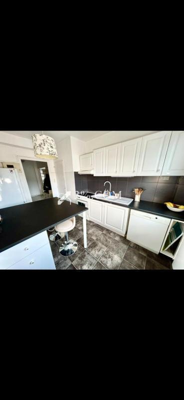 Appartement - 92 m² - 3 pièces