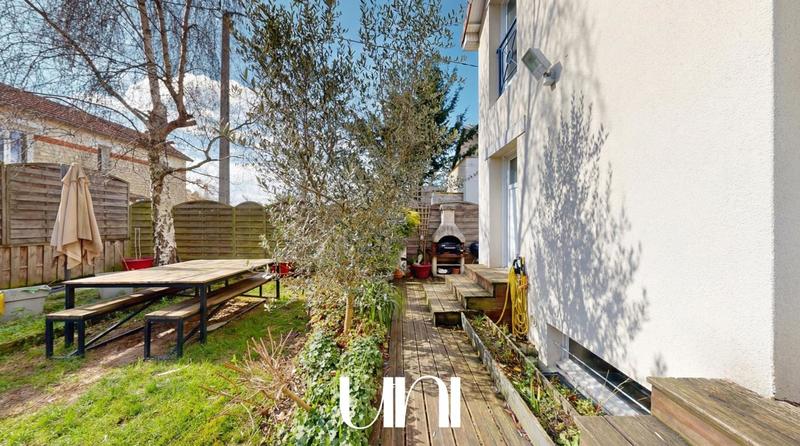 Maison - 114 m² - 4 pièces