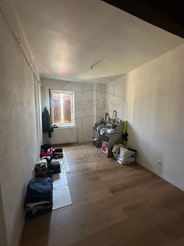 Maison - 205 m² - 10 pièces