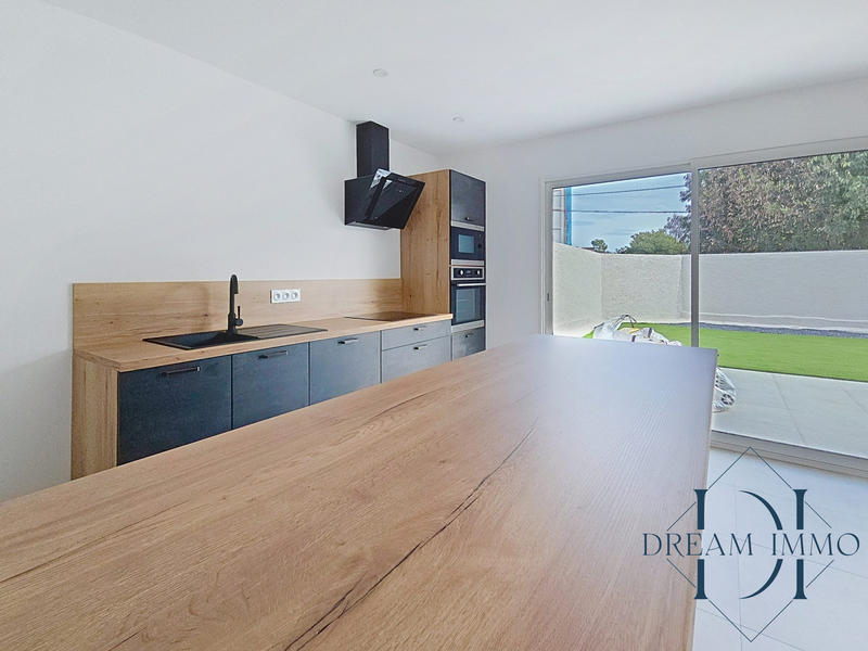 Villa - 90 m² - 4 pièces