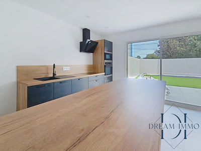 Villa - 90 m² - 4 pièces