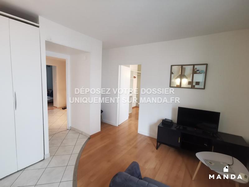 Chambre - 11 m² - 4 pièces