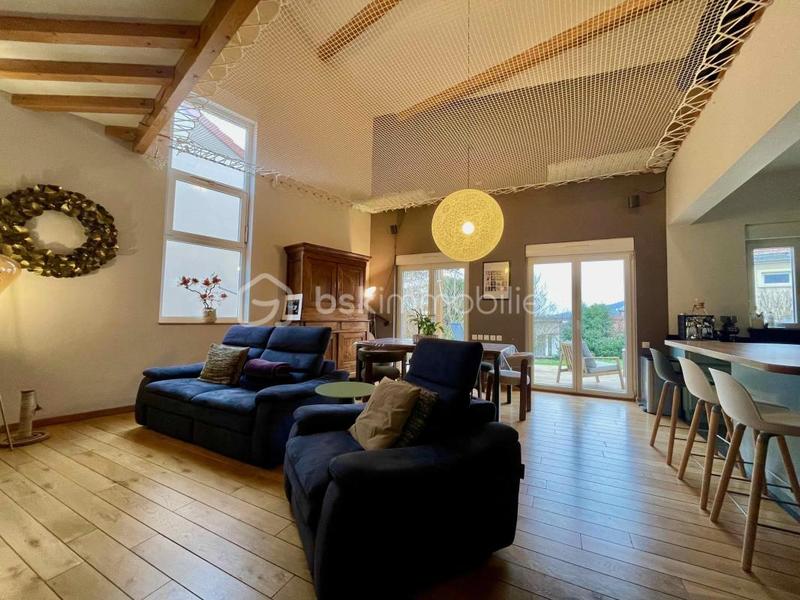 Maison - 163 m² - 6 pièces