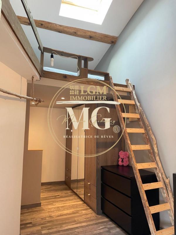 Maison - 185 m² - 6 pièces