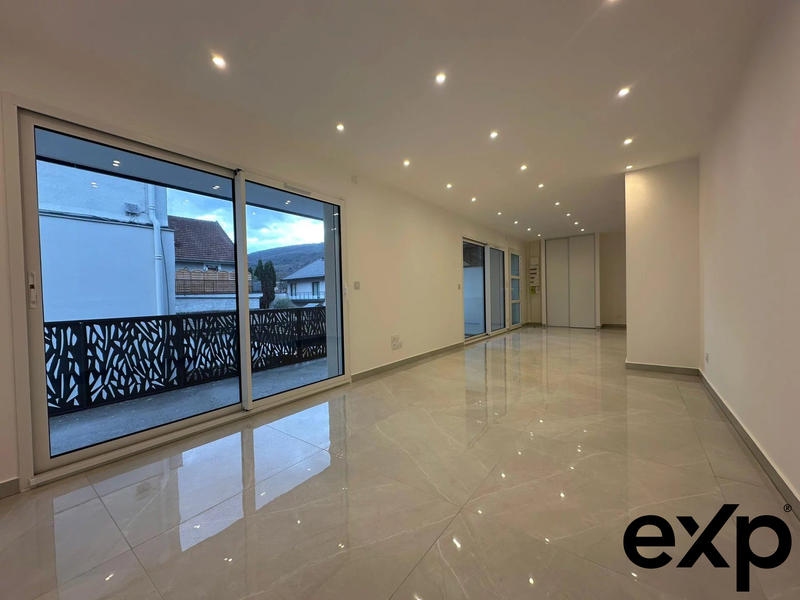 Appartement - 105 m² - 4 pièces