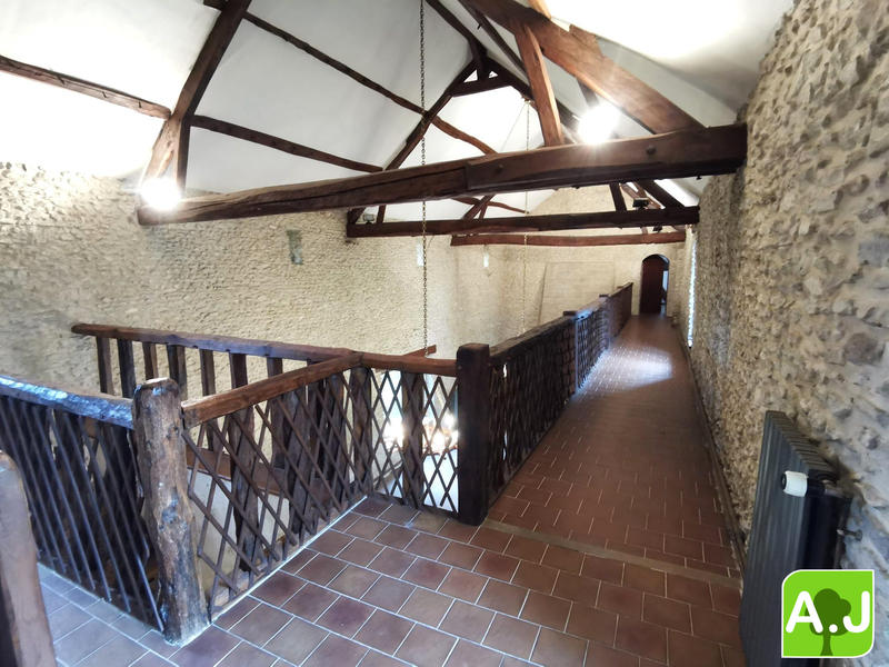 Maison ancienne - 332 m² - 9 pièces