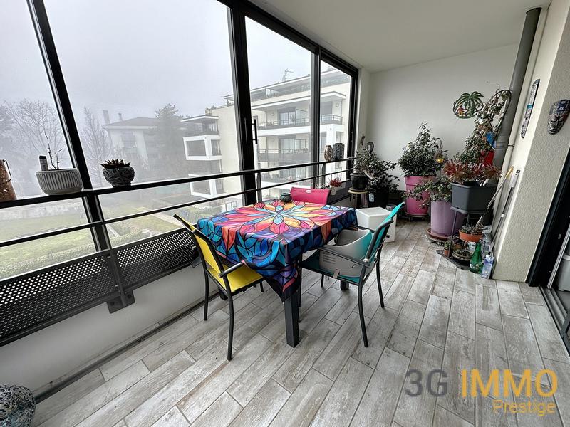 Appartement - 82 m² - 3 pièces