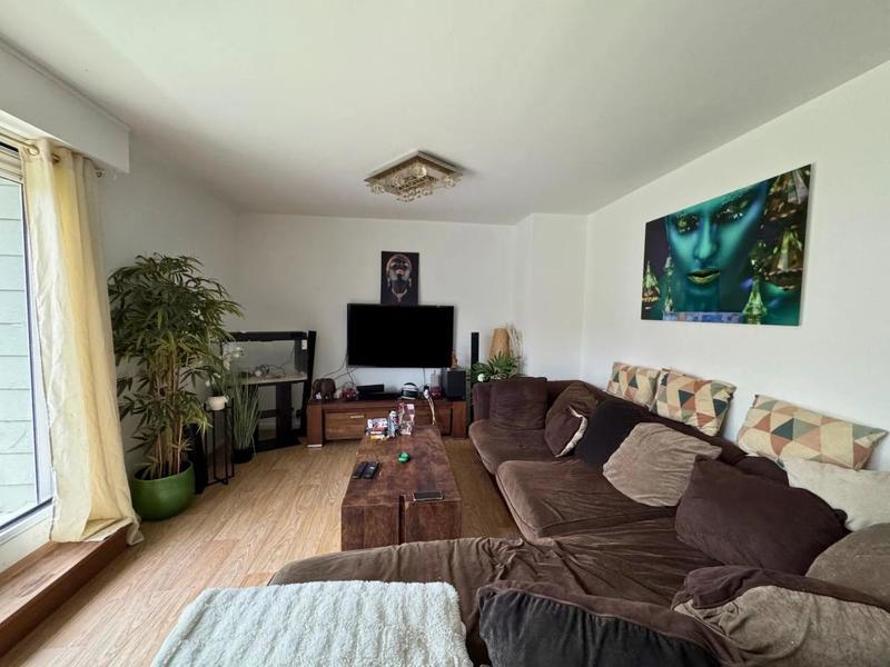 Appartement - 80 m² - 7 pièces