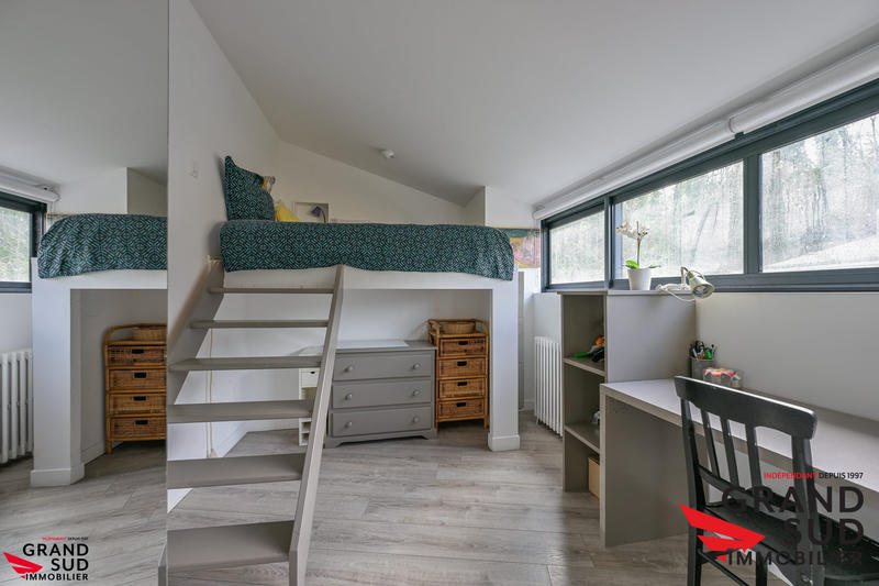 Maison ancienne - 250 m² - 11 pièces