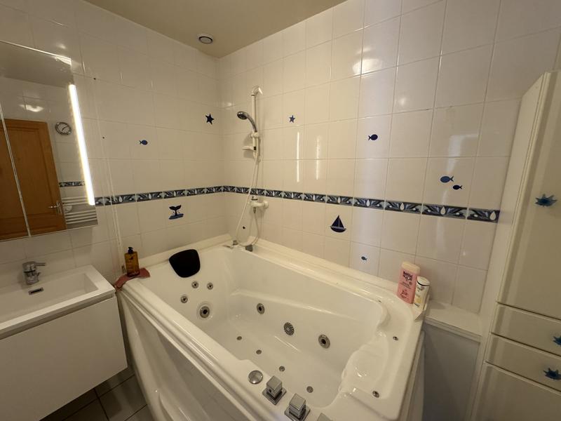 Maison - 195 m² - 8 pièces