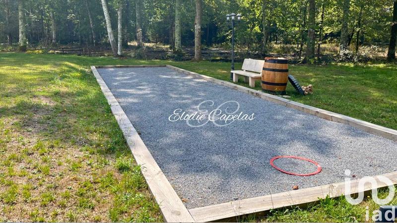 Maison - 210 m² - 7 pièces