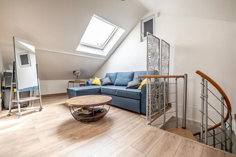 Maison - 168 m² - 8 pièces