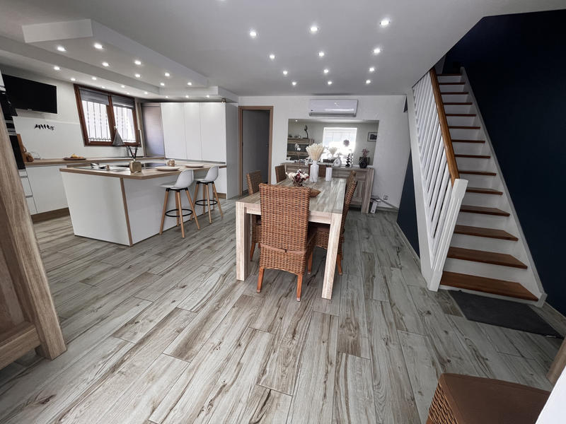 Maison - 125 m² - 5 pièces