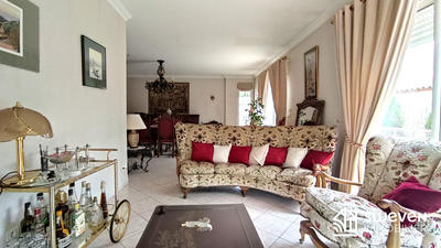 Maison - 167 m² - 6 pièces