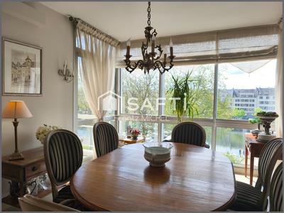 Appartement - 150 m² - 6 pièces