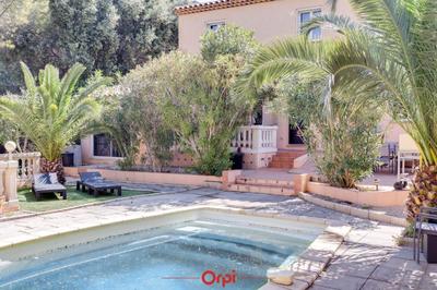 Maison - 132 m² - 5 pièces