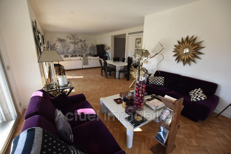 Appartement - 139 m² - 4 pièces