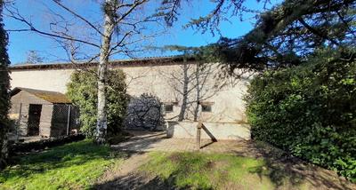 Grange - 200 m² - 4 pièces