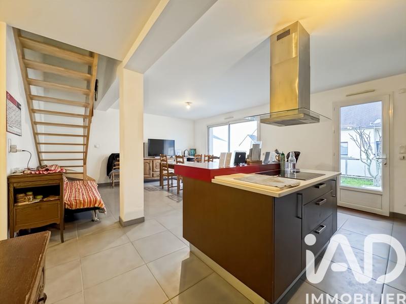 Maison - 96 m² - 5 pièces