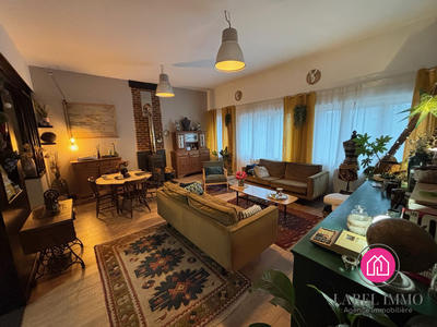 Maison - 186 m² - 8 pièces