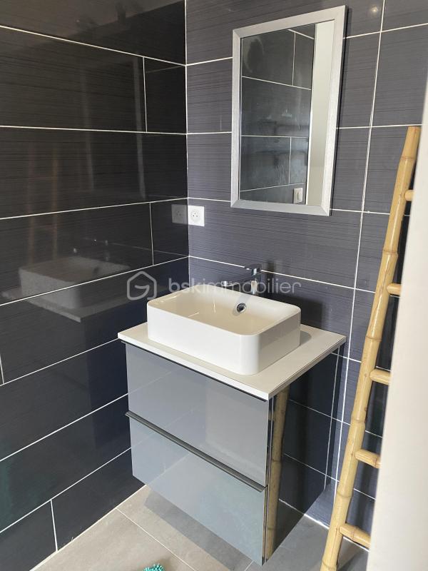 Maison - 161 m² - 7 pièces