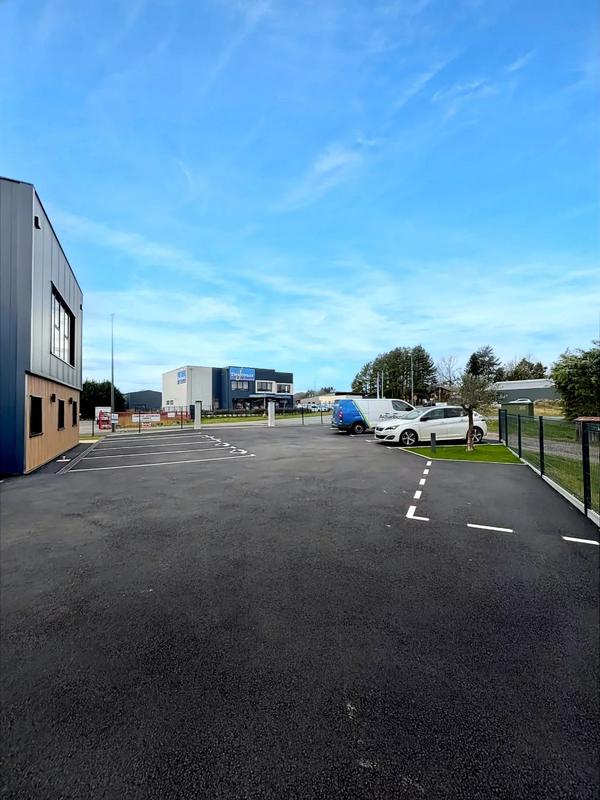 Bureau - 230 m² - 1 pièce