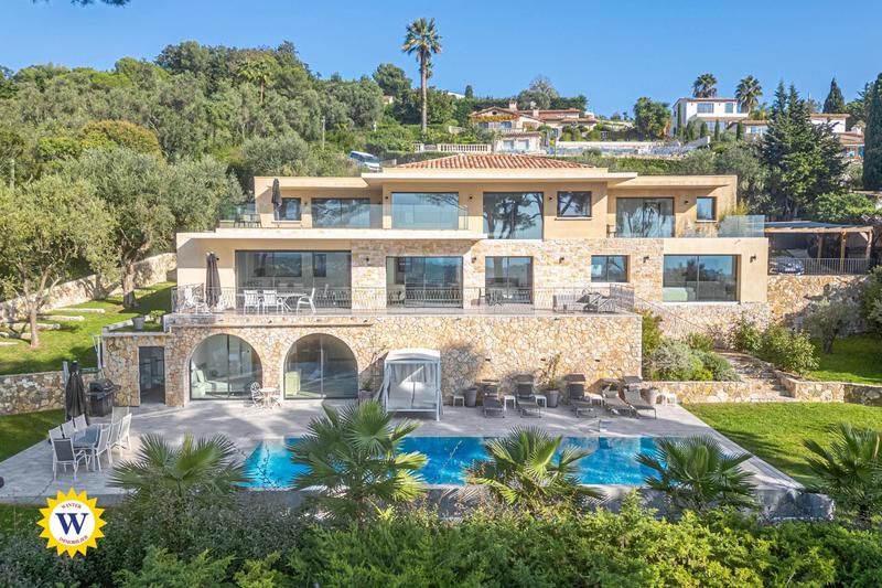 Villa - 372 m² - 8 pièces