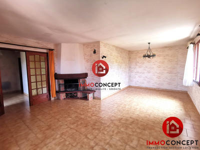 Maison traditionnelle - 104 m² - 5 pièces