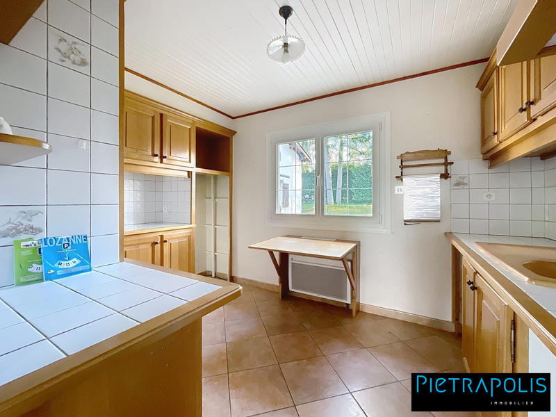 Maison - 245 m² - 10 pièces