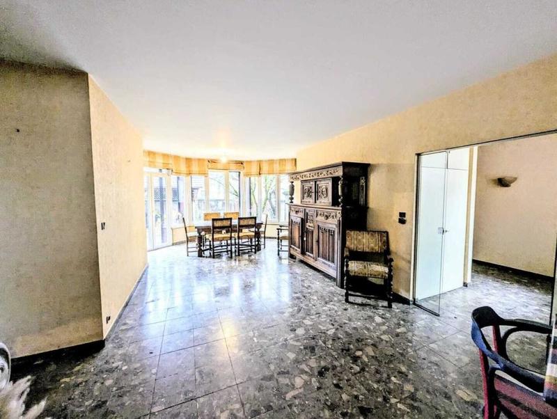 Maison - 258 m² - 6 pièces